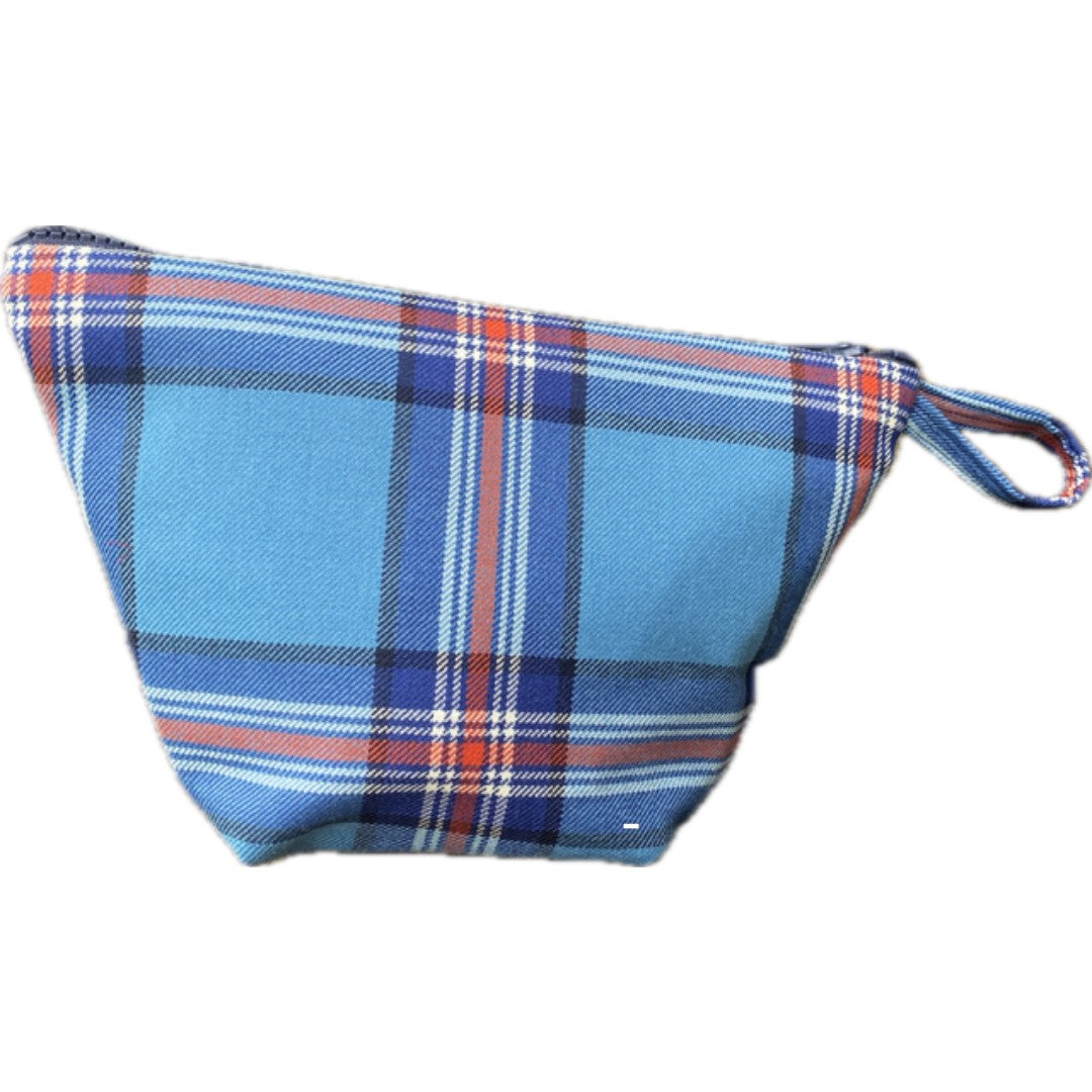 Zip Bag in Glen Innes Tartan with Loop