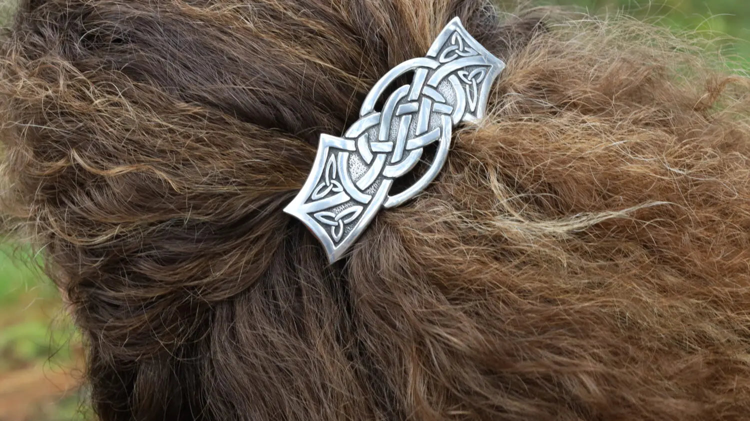 Spider Knot Hairslide