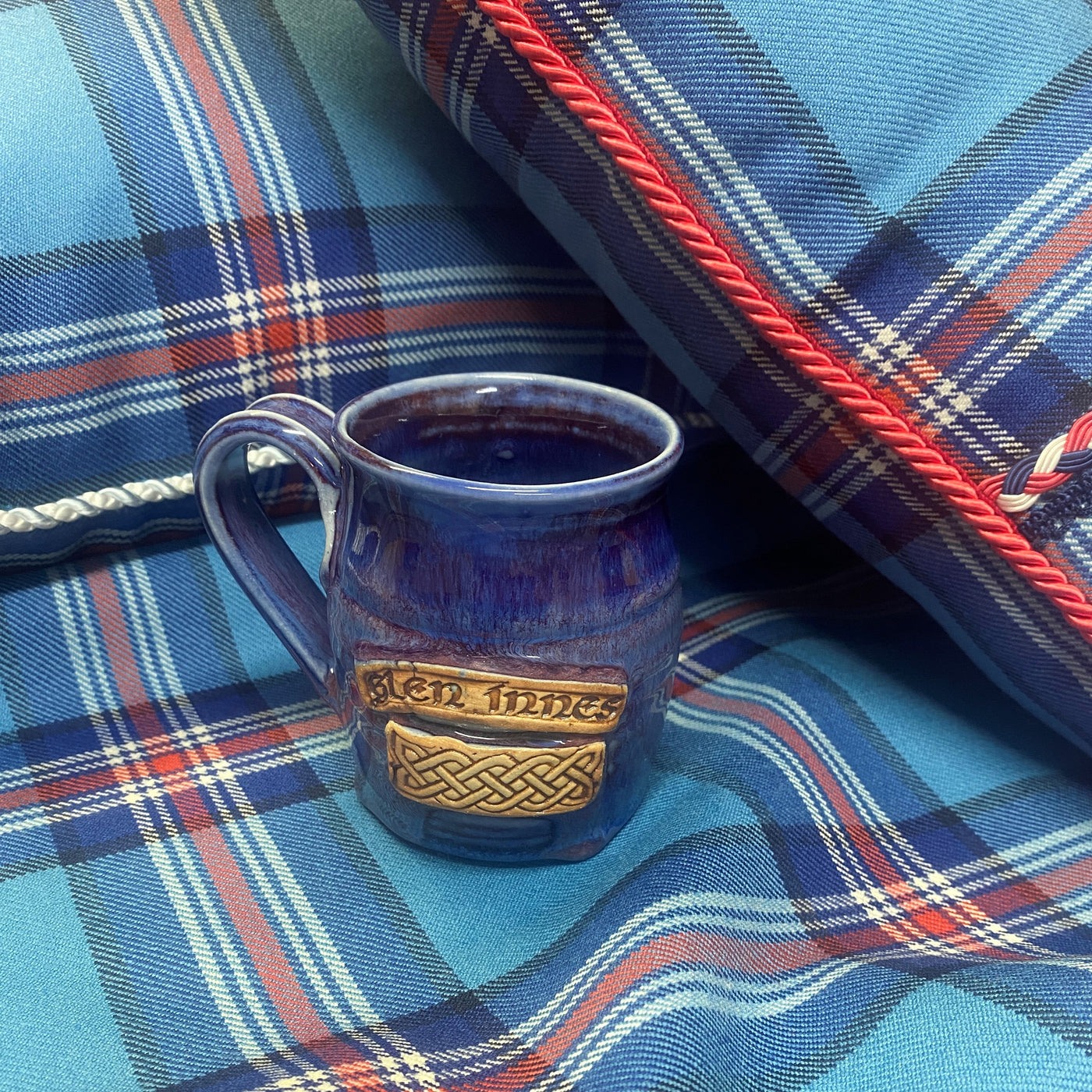 Hand Made Pottery Mug Glen Innes with Celtic Knotwork Mark IV