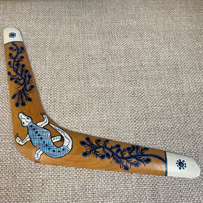 Decorative Boomerang Goanna Design