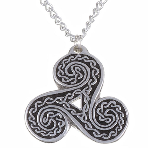 St Justin Triscele ribbon pendant – PN39